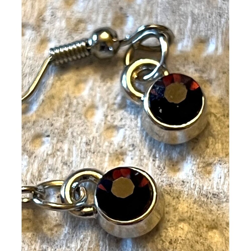 Purple Crystal Dangle Silvertone Earrings -- NWOTS